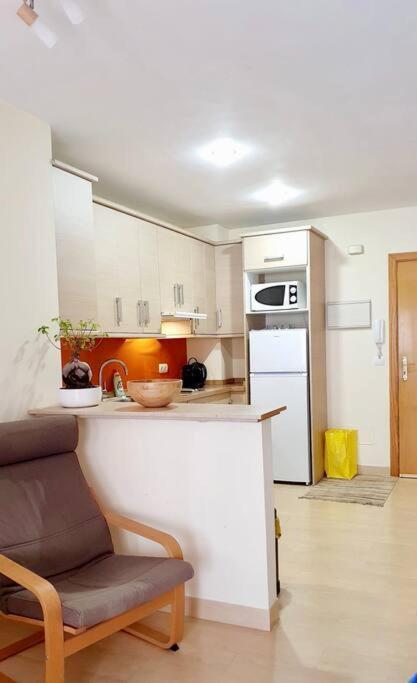 Lovely Studio In Centre Of Torre, Near The Beach Torre Del Mar Extérieur photo