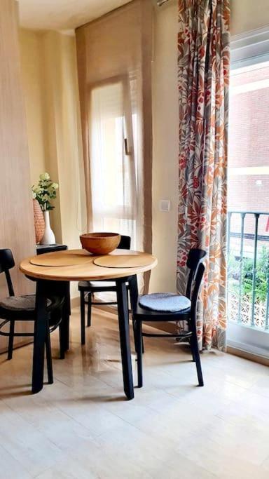 Lovely Studio In Centre Of Torre, Near The Beach Torre Del Mar Extérieur photo
